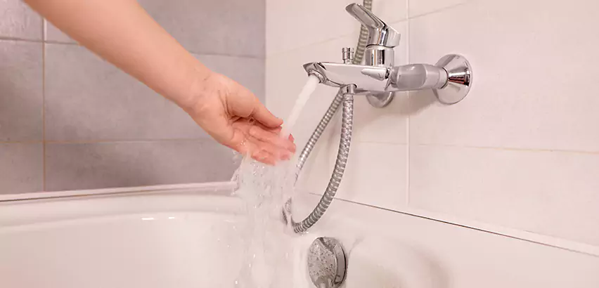 Our All Bathroom Bathtub Faucet Replacement Services in Pembroke Pines, FL